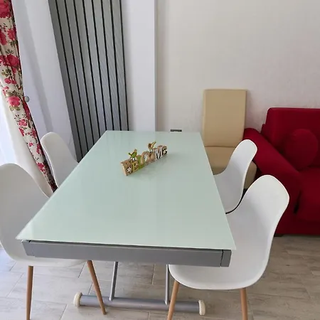 Redmarine Apartment- N Pool Resort- Parking Апартаменты Мамая