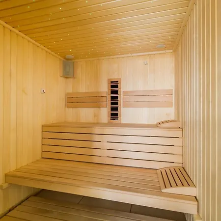 Redmarine Apartment- N Pool Resort- Parking * Мамая