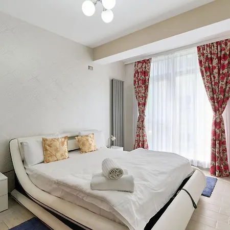 Redmarine Apartment- N Pool Resort- Parking Апартаменты Мамая