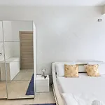 Redmarine Apartment- N Pool Resort- Parking
