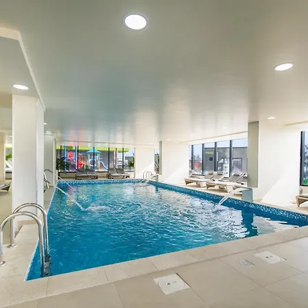 Redmarine Apartment- N Pool Resort- Parking *