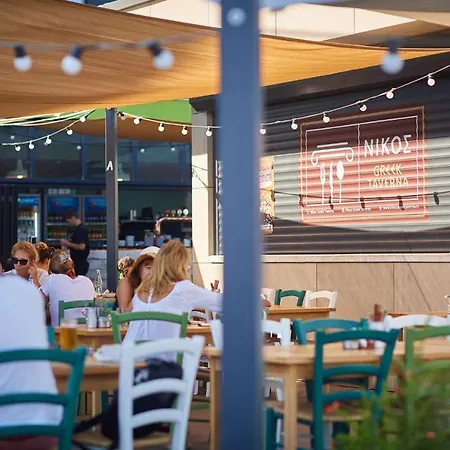 Redmarine Apartment- N Pool Resort- Parking Апартаменты Мамая