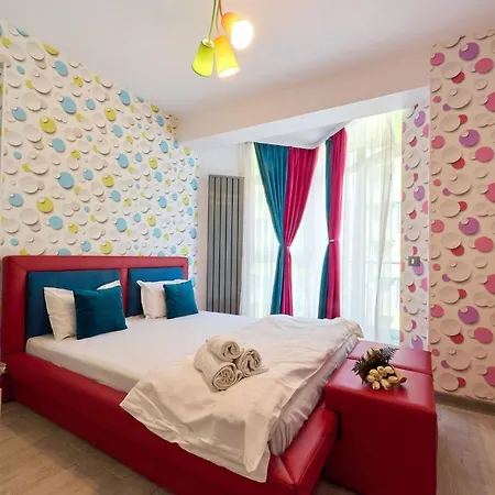 Redmarine Apartment- N Pool Resort- Parking Mamaia