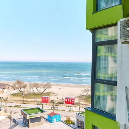 Apartment Redmarine Apartment- N Pool Resort- Parking