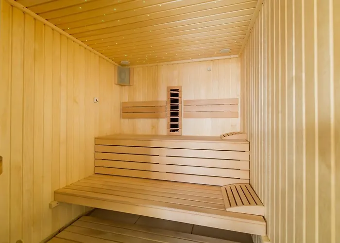 Redmarine Apartment- N Pool Resort- Parking * Мамая