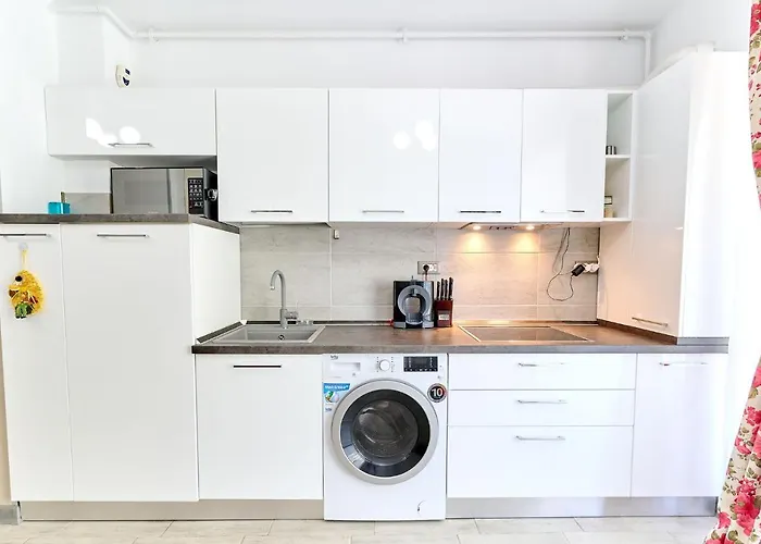 Redmarine Apartment- N Pool Resort- Parking